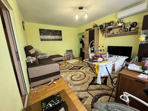 URGENT! Apartament modern utilat mobilat ,gata de mutat - imagine 2