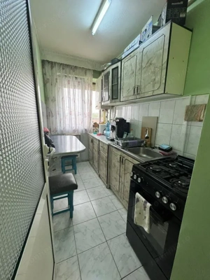 URGENT! Apartament modern utilat mobilat ,gata de mutat - imagine 5