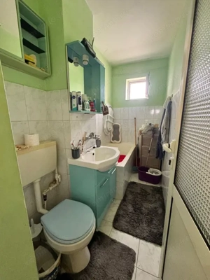 URGENT! Apartament modern utilat mobilat ,gata de mutat - imagine 10