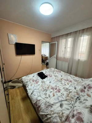 URGENT! Apartament modern utilat mobilat ,gata de mutat - imagine 4
