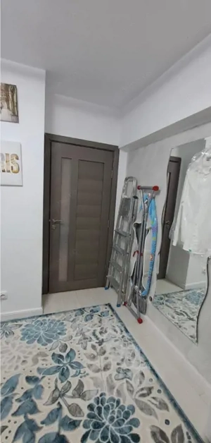 Apartament 3 camere, 80 mp, etaj 3 ,Radauti - imagine 16