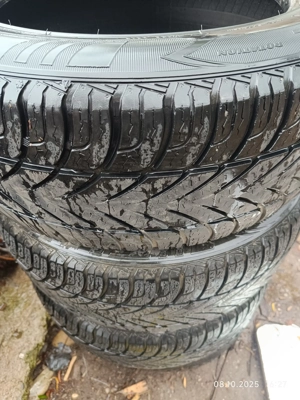 vand 235/55r17 set 4 bucăți 