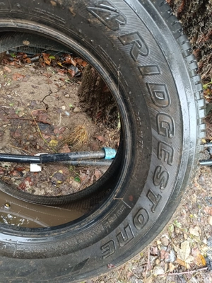 vand două 265/65r17 Bridgestone 