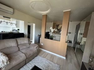 Garsoniera de vanzare- pozitie excelenta -open space-centrala proprie-mobilata - imagine 4