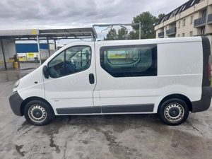 vand autoutilitara opel.vivaro