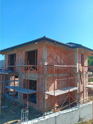 Pietrarie Barnova langa padure VILA P+E su 120mp teren 400mp (rest de plata in 3 ani) - imagine 2