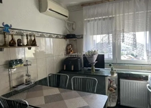 3 cam - zona Vlaicu - imagine 4