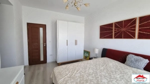 Apartament 3 camere etaj 1 in vila zona Odobescu cu parcare - imagine 3