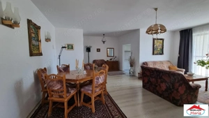 Apartament 3 camere etaj 1 in vila zona Odobescu cu parcare - imagine 15