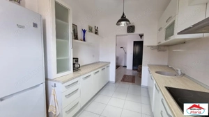 Apartament 3 camere etaj 1 in vila zona Odobescu cu parcare - imagine 14