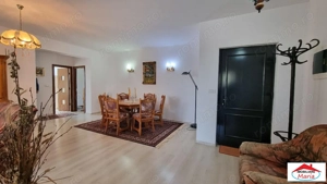 Apartament 3 camere etaj 1 in vila zona Odobescu cu parcare - imagine 5