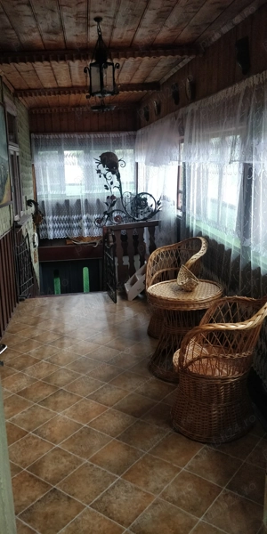 Casa din bârne,4 camere,Stațiunea Cacica,SU 117mp,teren 882 mp - imagine 14