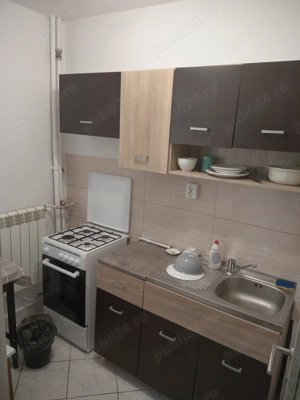 Închiriez garsonieră.220euro