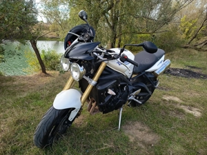 Triumph Street Triple 675cc 2011 20500km - imagine 4