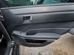 Vindem la pachet mercedes E class an fabricație 2014 si C class - imagine 6