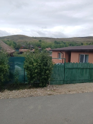 Vând casa în sat Gădălin 