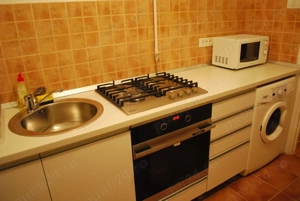 Apartament cu 3 camere, semidecomandat, zona Circumvalatiunii - Gheorghe Lazar - imagine 4