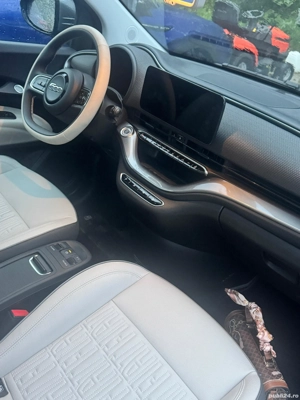 Fiat 500E editie La Prima 2023 - imagine 3