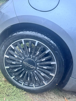 Fiat 500E editie La Prima 2023 - imagine 5