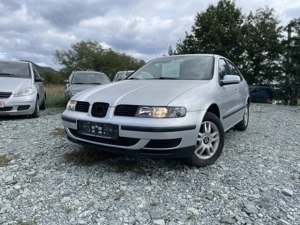 Seat Leon 1.9 tdi 4 uși  - imagine 4