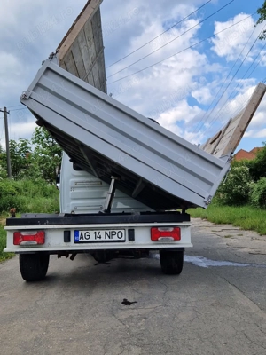 Vând autoutilitara Iveco 35S11 Daily - imagine 4