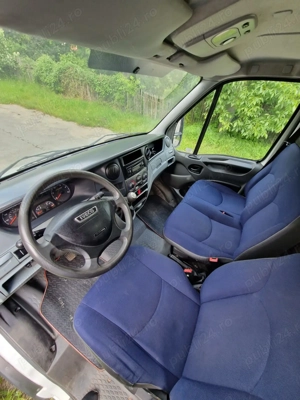 Vând autoutilitara Iveco 35S11 Daily - imagine 6