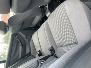 Seat Leon 1.9 tdi 4 uși  - imagine 11