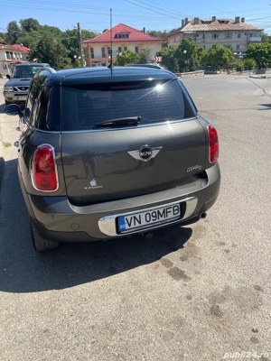 Mini Cooper Country Man - imagine 2