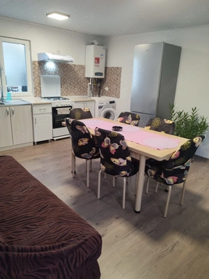 Garsoniera centrala termica proprie decomandata