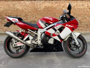 Vând yamaha r6 - imagine 3 Vând yamaha r6 - imagine 3