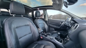 Nissan Qashqai 2.0 dCi DPF tekna 4X4 - imagine 3 Nissan Qashqai 2.0 dCi DPF tekna 4X4 - imagine 3