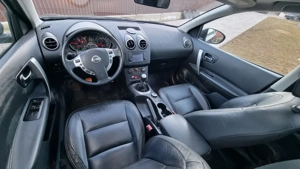 Nissan Qashqai 2.0 dCi DPF tekna 4X4 - imagine 4 Nissan Qashqai 2.0 dCi DPF tekna 4X4 - imagine 4