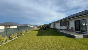 Ultima casa finalizata,510 mp teren, parcare,4 camere,Balotesti - imagine 8