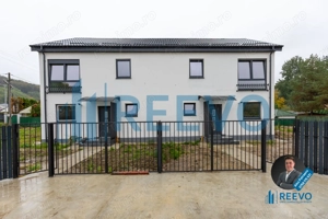 Duplex modern cu priveliște spre pădure!