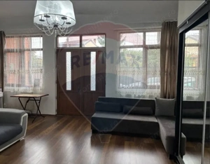 Casa cu 3 camere pretabilă pentru Spațiu Comercial în Bucureștii Noi