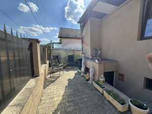 Casa pe un nivel, 2 camere, str. Stejarului - imagine 7