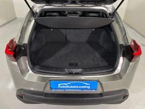 Lexus UX - imagine 12