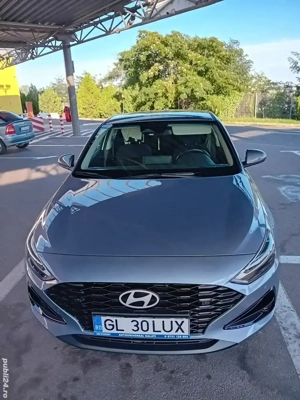 Vând Hyundai i30 Fastback  2024