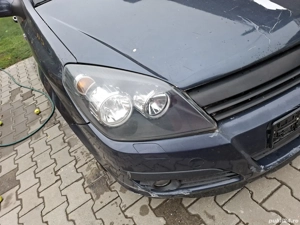 dezmembrez opel astra h - imagine 2