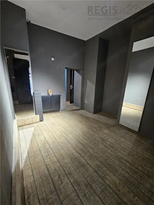 Spatiu Comercial ULTRACENTRAL PIATA SFATULUI - imagine 3