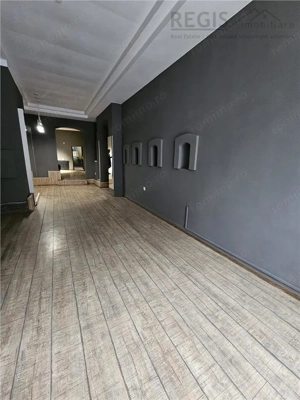 Spatiu Comercial ULTRACENTRAL PIATA SFATULUI - imagine 2