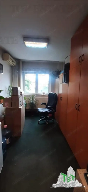 Apartament  4 camere Mosilor,  balcon, vedere  spate - imagine 3