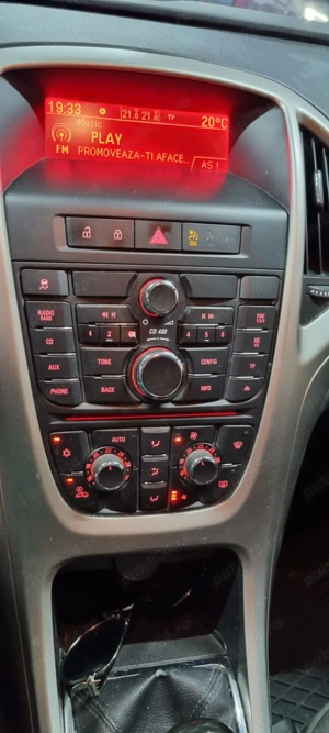 Opel Astra J 1.7 CDTI 2010 - imagine 5