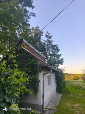 Casa individuala, 3500mp teren, zona Negostina, Siret - imagine 3