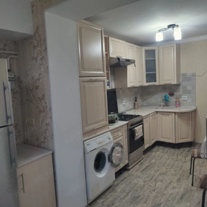 de vanzare apartament cu 2 camere zona Olimpia-Stadion - imagine 3