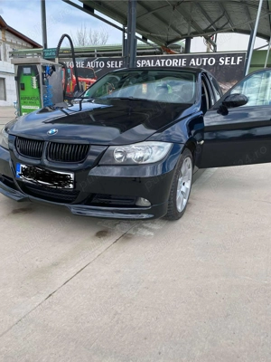 BMW 320i 2400   ușor neg