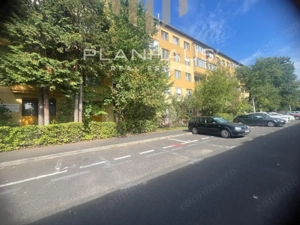 Vintage apartament  3 camere , Iuliu Maniu  ,zona excelenta etaj 3  - imagine 2