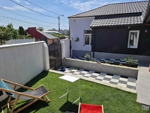 Casa complet renovata – ideala pentru locuinta, birouri sau investitie | - imagine 2