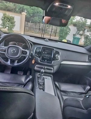 Ofer spre vânzare XC90