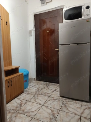 Inchiriez apartament 2 camere in zona Boul Rosu, cu centrala proprie - imagine 2